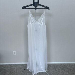 Tosca VTG White Lace Full Slip Maxi Lingerine  Doble Layer Nightgown Sz Small